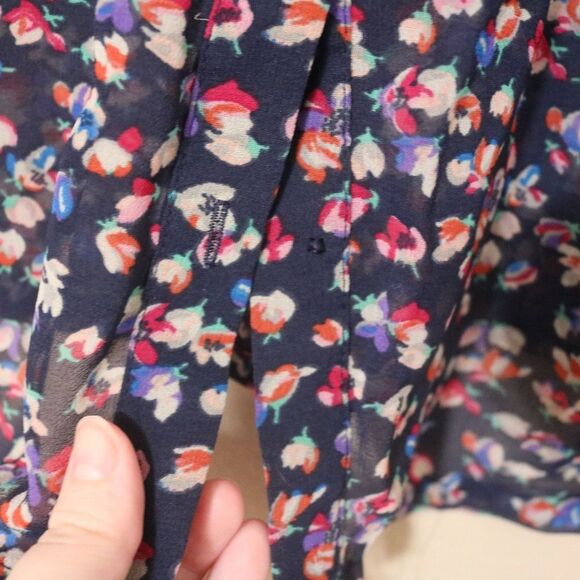 American Eagle Button Down XL - Picture 3 of 3